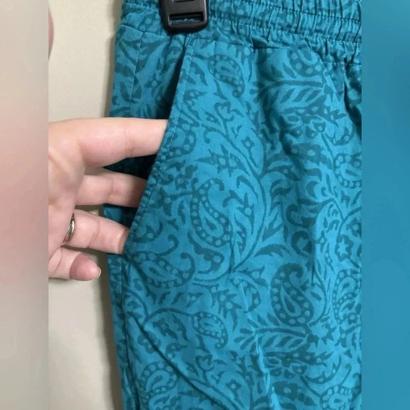 Lauren Ralph Lauren Paisley Pull On Pants Size 8 Petite Blue Cotton Lightweight - Picture 3 of 7